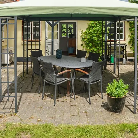 Nice In W/ Wifi And 3 Bedrooms
