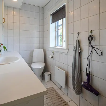 Nice In W/ Wifi And 3 Bedrooms